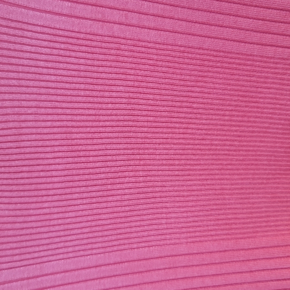 The Limited Pink Top - Size Medium - Picture 2 of 11